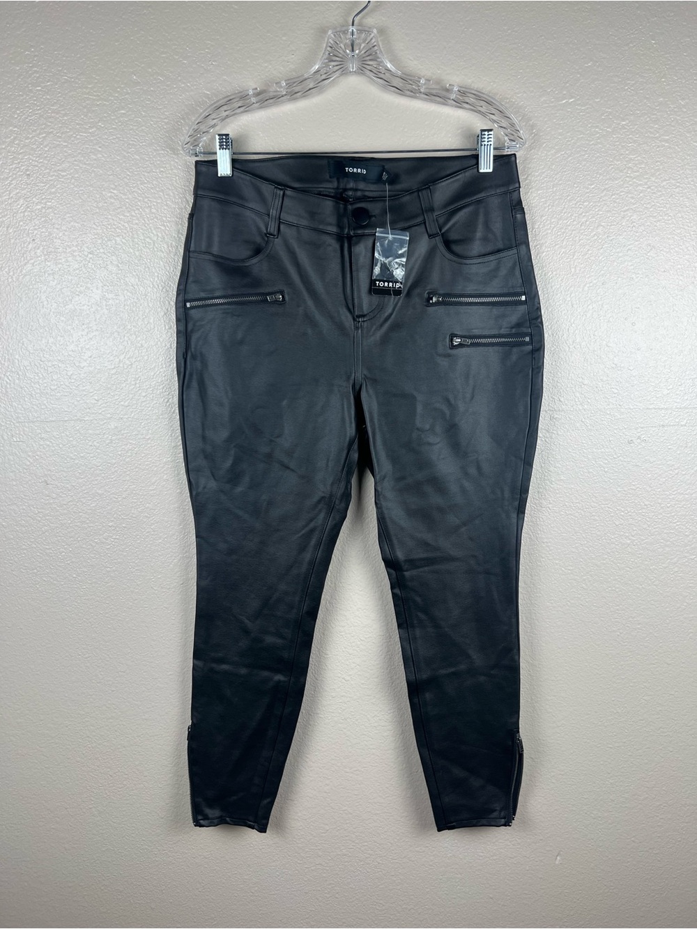NWT Torrid Black Coated Ponte Zip Skinny Pants Size 10